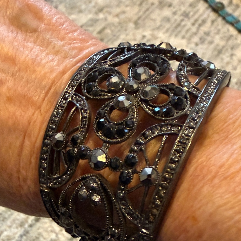 Black Floral Filigree Crystal Cuff Bracelet